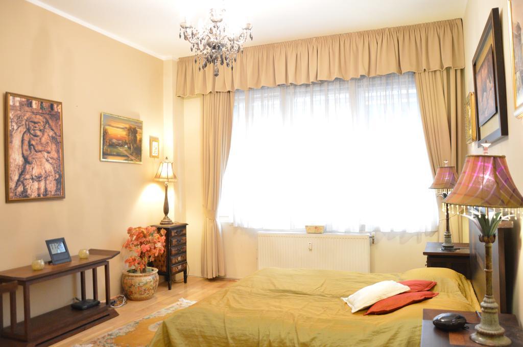 Ferienwohnung Classic Flat At Basilica Budapest Exterior foto